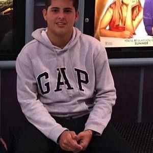 Meet your Posher, Emanuel